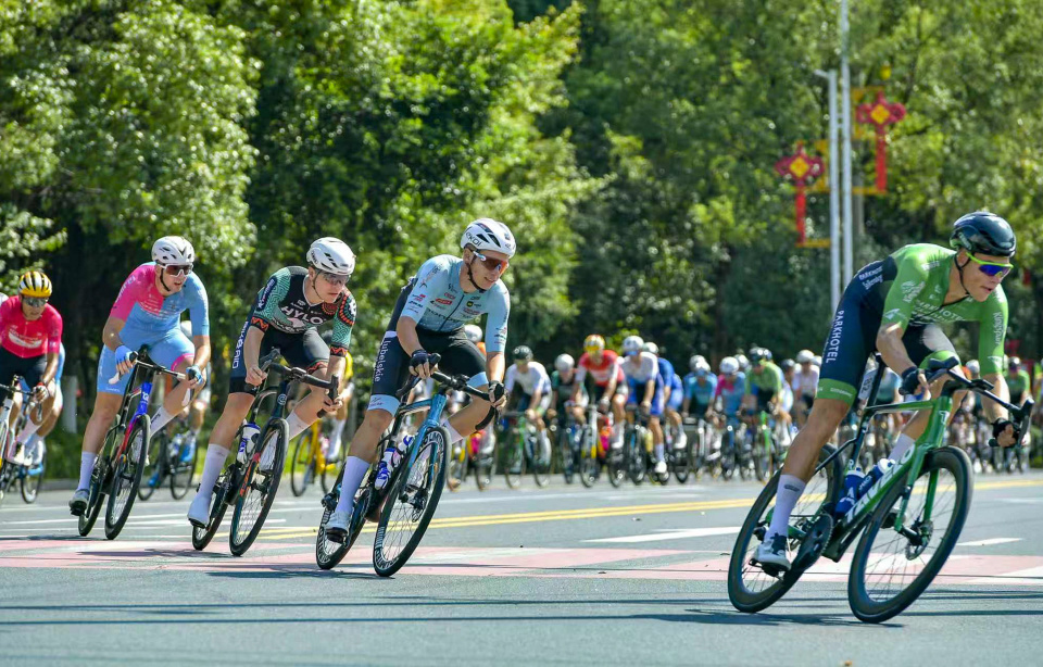 最后一个赛, 许南平摄