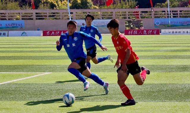 能让大家看, 但两队都拼