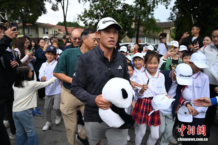 中新社记者 中新社记者